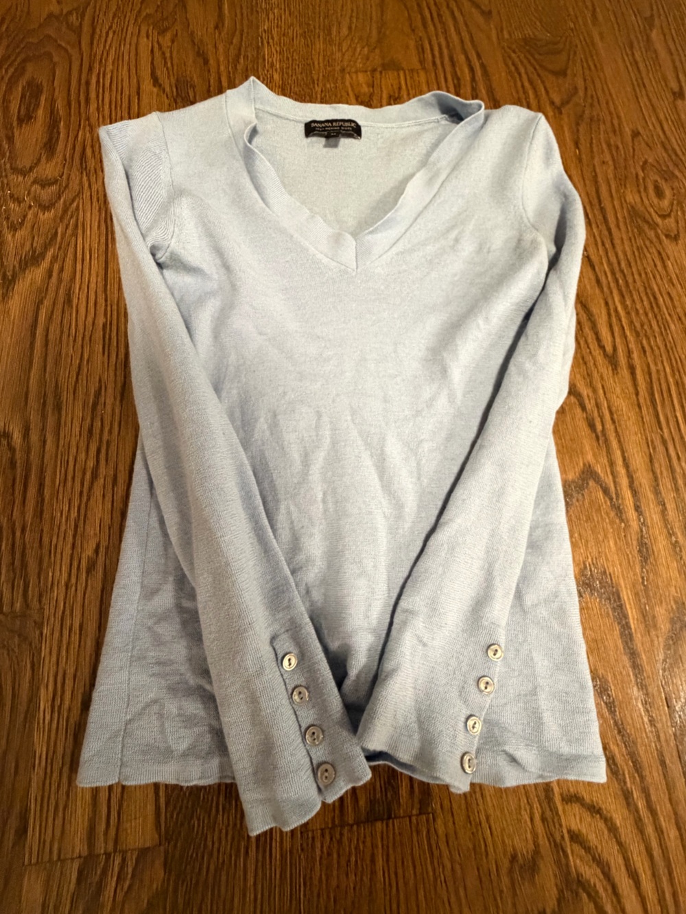 BANANA REPUBLIC 100% Merino Wool V-Neck Button-Cuff Fitted Sweater Top